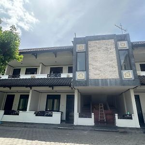 Hotel Warta Sari