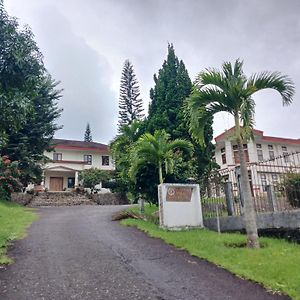 Hotel Mbc Ruteng